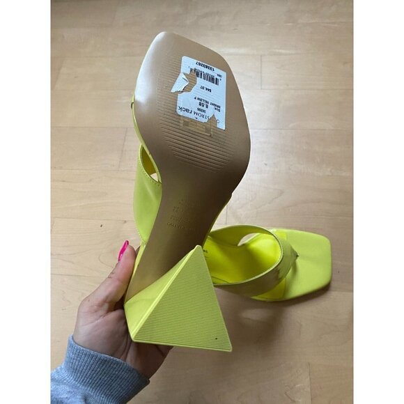CALL It Spring "Sorayaa" Thong Sandals BNWT Heels Women New Yellow - Picture 6 of 7